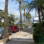 Puerto Banus Views And Pool Penthouse Vio Panzió