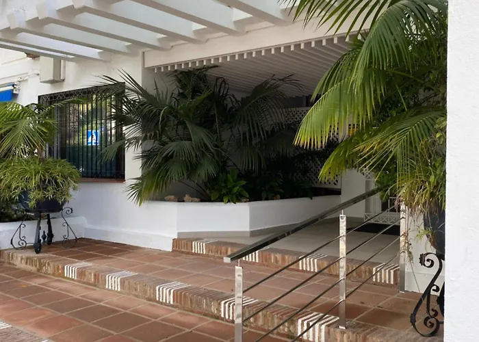 Puerto Banus Views And Pool فندق مبيت وإفطار *